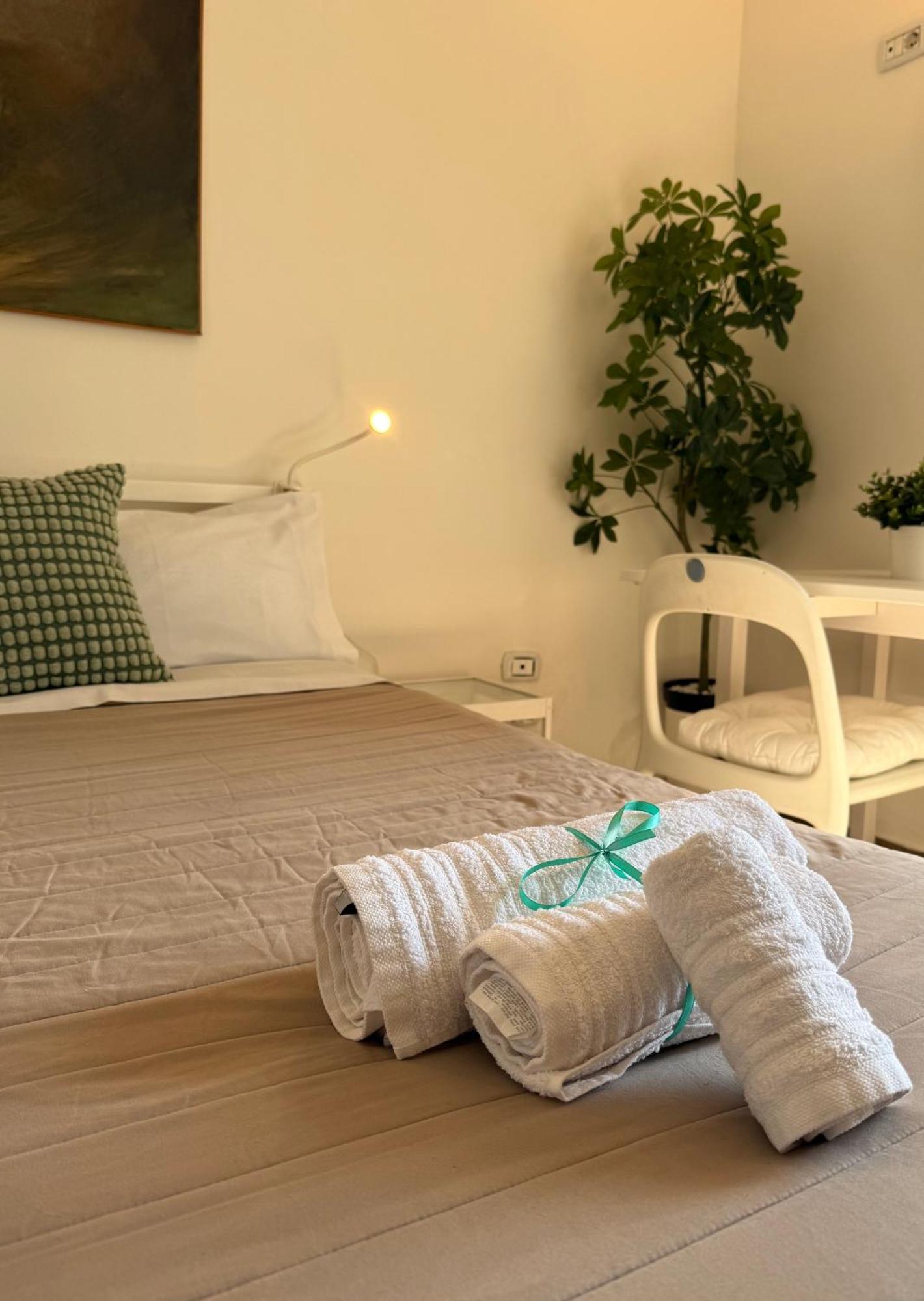 Loft Corso Trieste Free Parking & Kitchen Bari Kültér fotó